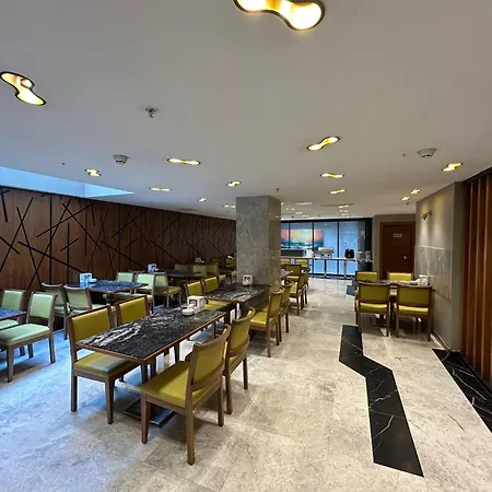 Hotel Reikartz 2017